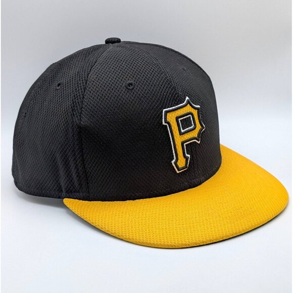 New Era 59fifty Pittsburgh Pirates Size 7 5/8 Fitted Hat Cap Black Yellow MLB - Picture 1 of 5